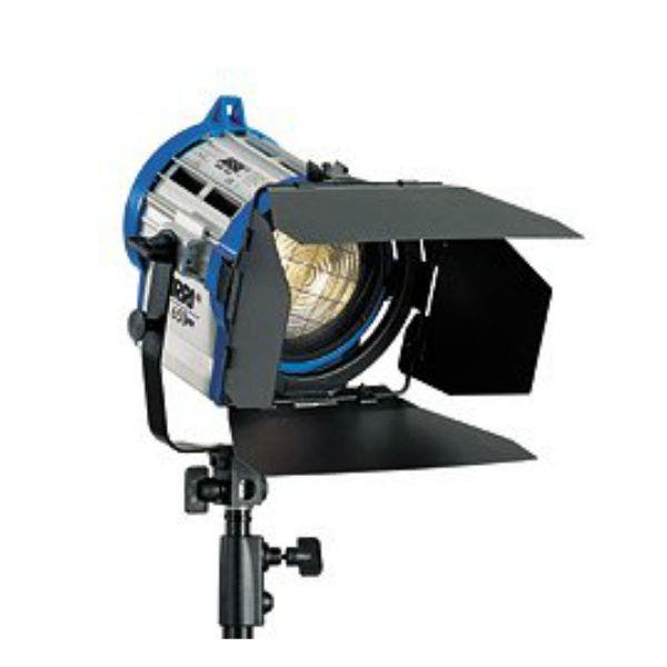 ARRI 650/3 Compact Fresnel Kit 571979W